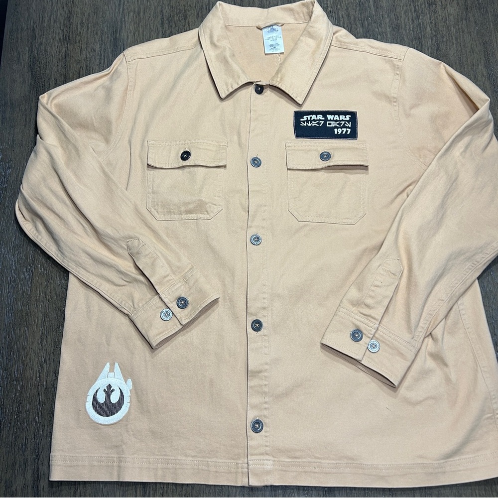 Disney Star Wars Japan Patch Shirt
Mens Large Tan 1977 Patch Rebel Button Front